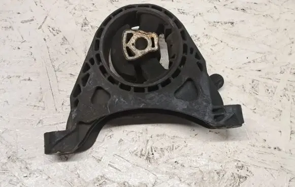Opel Insignia A Engine mount bracket 13227769