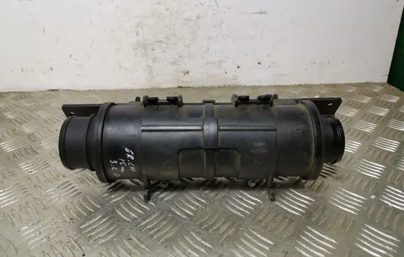 Jeep Grand Cherokee Air intake duct part 52014695AA