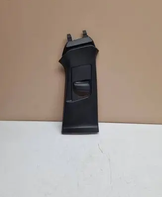 Volvo V40 (B) pillar trim (top) 31307225