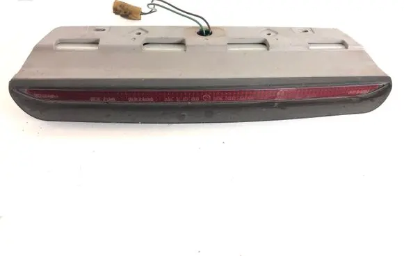 Subaru Impreza II Third/center stoplight