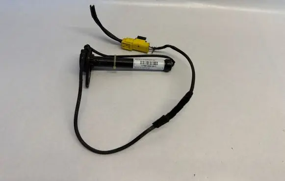 Mercedes-Benz A W176 Bonnet Pedestrian Airbag Actuator A1179061000 1179061000A18A17