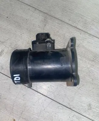 Nissan Primera Mass air flow meter 22880AW400 AFH6024