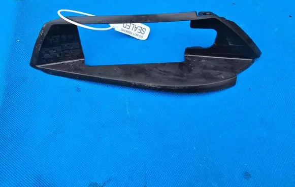 BMW X5 G05 Fog light bracket 8085638