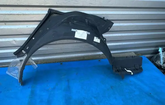 Audi A7 S7 4K8 Front wheel arch liner splash guards 4K8809409