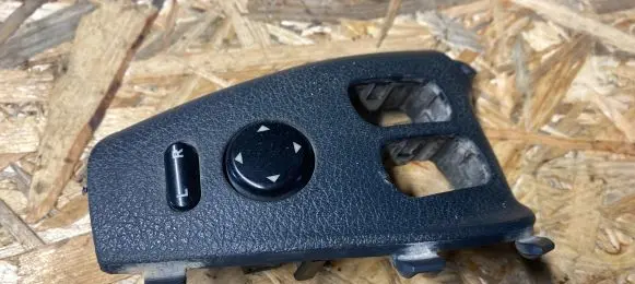 Mercedes-Benz Sprinter W901 W902 W903 W904 Electric window control switch A0045459207