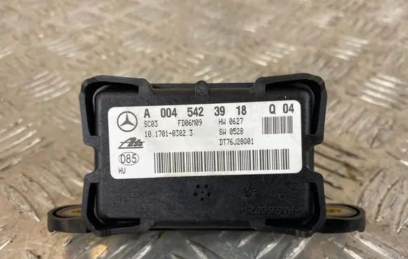 Mercedes-Benz S W221 ESP acceleration yaw rate sensor A0045423918 DT76J28U01 10170103823
