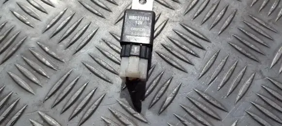 Mitsubishi Pajero Other relay MB627895