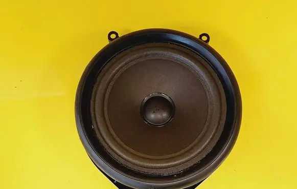 Audi A4 S4 B6 8E 8H Front door speaker 8E0035411