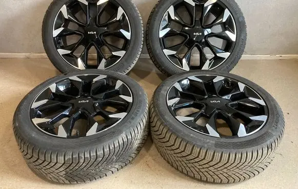 KIA Sorento IV R20 alloy rim 52910P2810