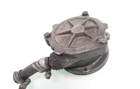 BMW 3 E46 Vacuum pump 96110885