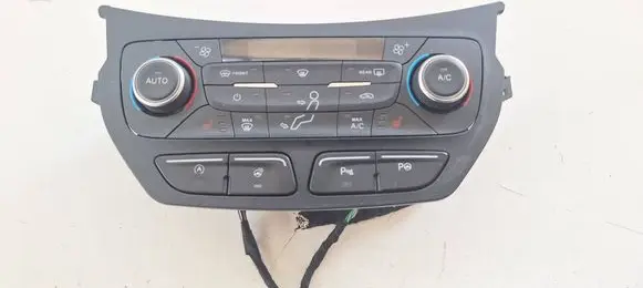 Ford Kuga II Climate control unit GJ5T18C612DK