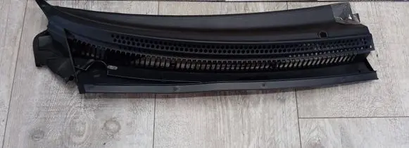 Peugeot 107 Wiper trim 107288 8251Y9