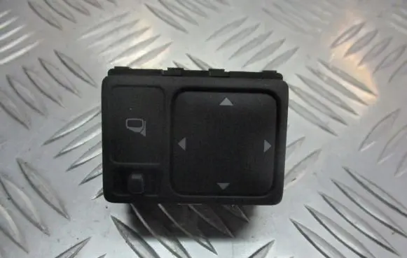 Nissan Micra Wing mirror switch