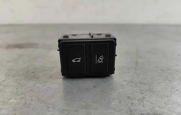 Land Rover Discovery Sport Tailgate opening switch LR088270