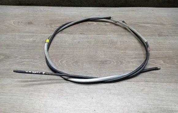 Engine bonnet/hood lock release cable
