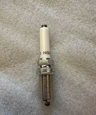 Volkswagen PASSAT B8 Spark plug 06K905601L