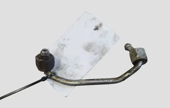 Land Rover Discovery 3 - LR3 Fuel injector supply line/pipe