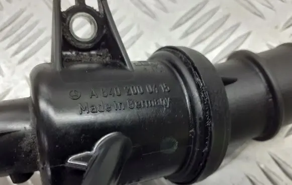 Mercedes-Benz A W169 Thermostat housing A6402000415