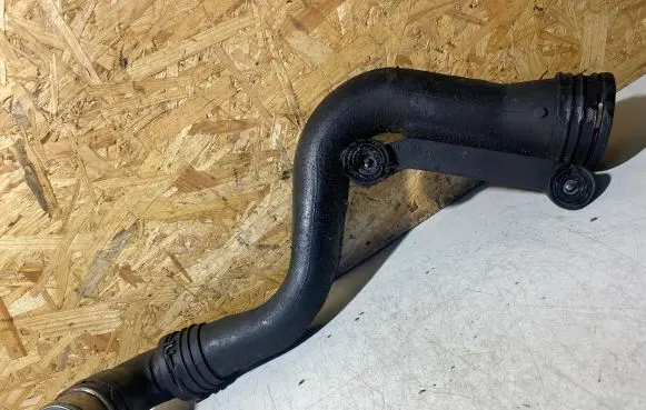 Volkswagen Golf V Intercooler hose/pipe 1K0145762