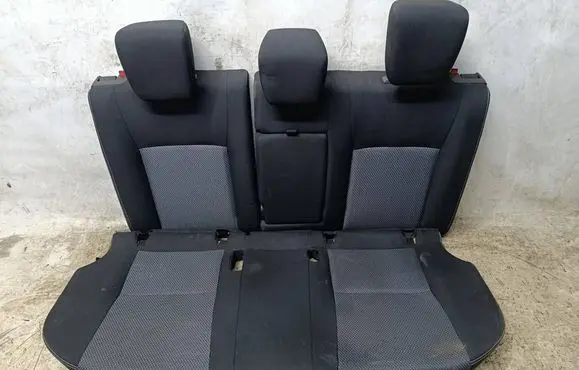 Suzuki SX4 S-Cross Second row seats 