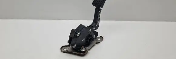 Subaru Forester SH Accelerator throttle pedal 36010AG140 12K23B00515