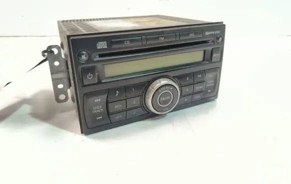 Nissan Navara Radio/CD/DVD/GPS head unit