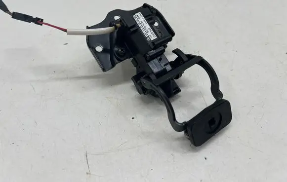 Mercedes-Benz Vito Viano W447 Vent window/glass motor A4476700900