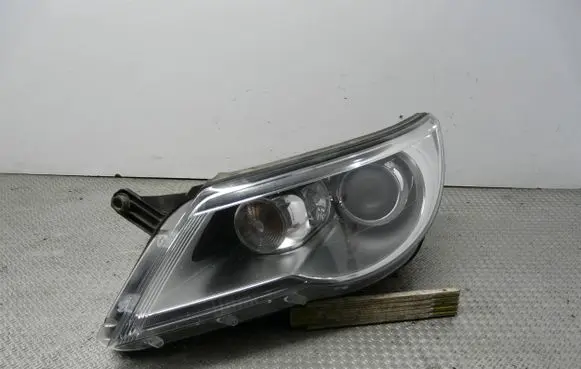 Volkswagen Tiguan Headlight/headlamp 5N1941031K 00954901000161