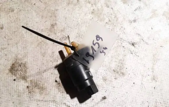 Opel Meriva A Windscreen/windshield washer pump 24439254