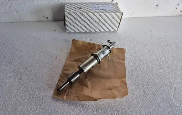 Alfa Romeo Giulietta Clutch slave cylinder 68308619AA 55241126