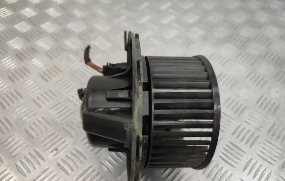 Volkswagen Caddy Heater fan/blower 1K1819015E