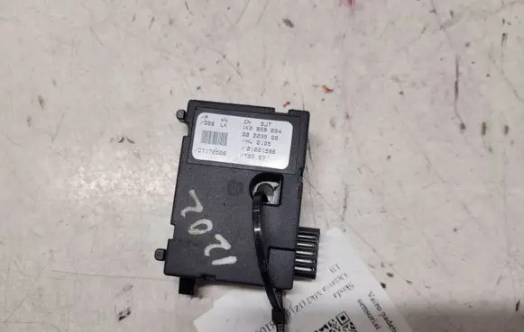 Skoda Octavia Mk2 (1Z) Steering angle sensor 1K095965400203500