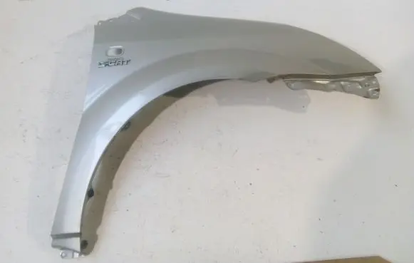 Toyota Corolla Verso AR10 Fender 538110F010