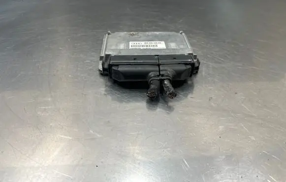 Audi A3 S3 8P Engine control unit/module 06A906033BB 5WP4022703