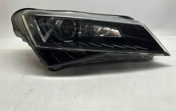 Skoda Superb B5 (3U) Headlight/headlamp 3V1941016B
