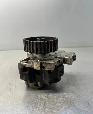 Volvo V50 Fuel injection high pressure pump 0445010089