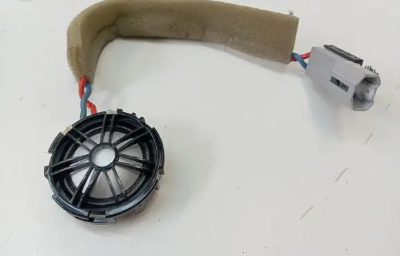 Land Rover Discovery 5 Panel speaker BJ3218808