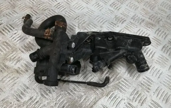 Renault Clio IV Thermostat 110601073R