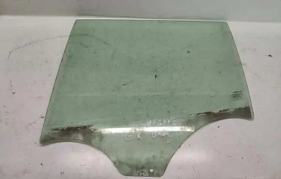 Renault Megane II Rear door window glass
