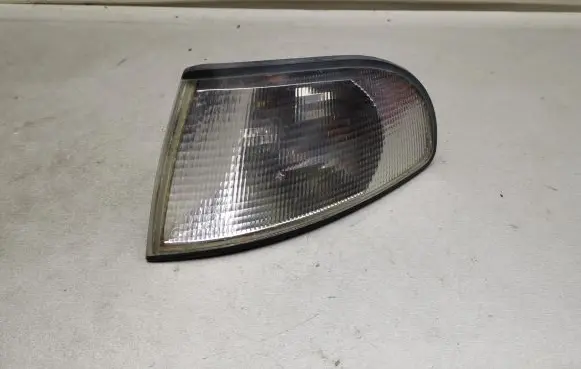Front indicator light