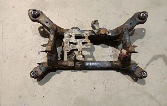 Volvo XC70 Rear subframe 