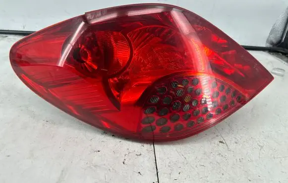 Peugeot 207 Rear/tail lights VP5PFX13N005AA