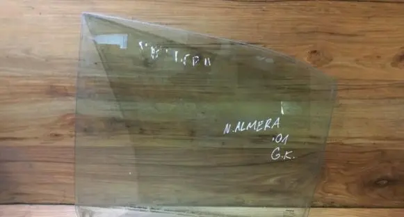 Nissan Almera N16 Rear door window glass