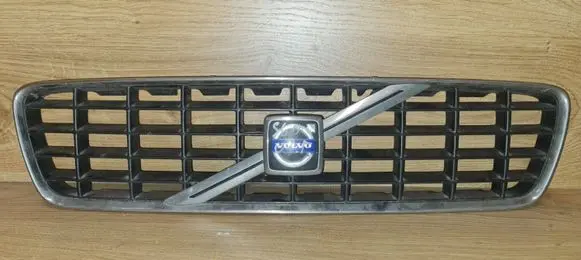 Volvo S60 Front bumper upper radiator grill 99190740