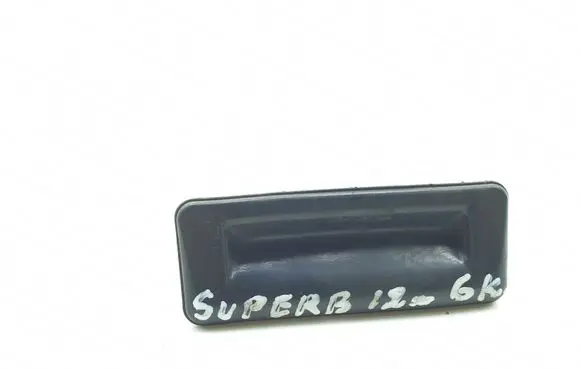 Tailgate opening switch