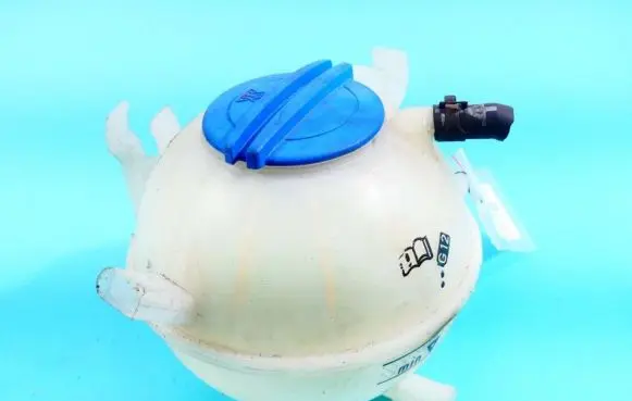 Volkswagen Scirocco Coolant expansion tank/reservoir 1K0121407A IMPRK1151293