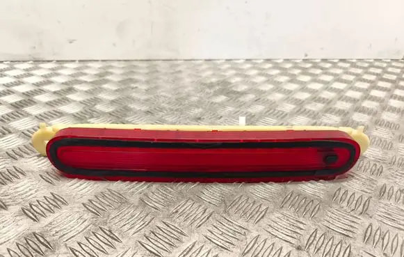 Mazda 6 Third/center stoplight GS1F51580 P6539 K2442
