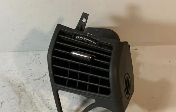 Mercedes-Benz S W220 Dashboard side air vent grill/cover trim A2208300154