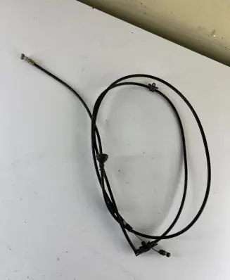 Engine bonnet/hood lock release cable