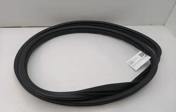 Ford Edge I Rear door rubber seal (on body) 